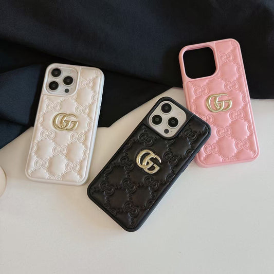 Stylish Gucci Lady iPhone 17 Case – Sophisticated Protection