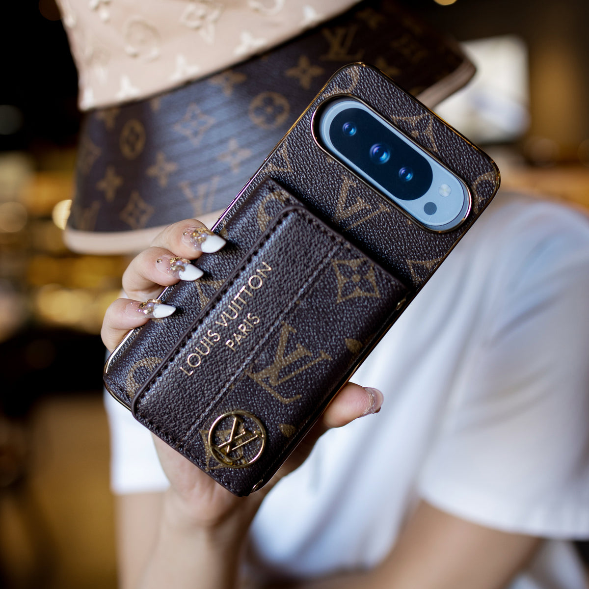Designer Louis Vuitton Google Pixel phone case With Crossbory Strap