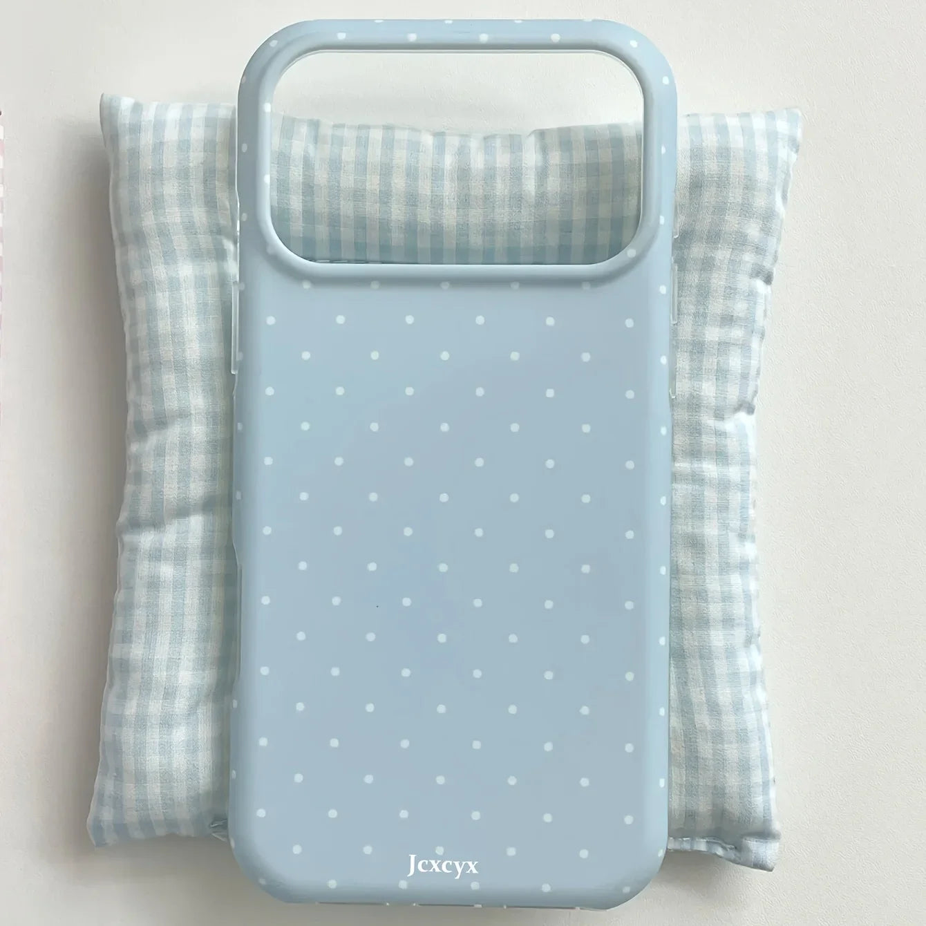 Cute polka dot contrasting phone case suitable for iPhone 17 16 15 14 13 12 11 Pro/Max/Plus anti drop and shockproof back cover
