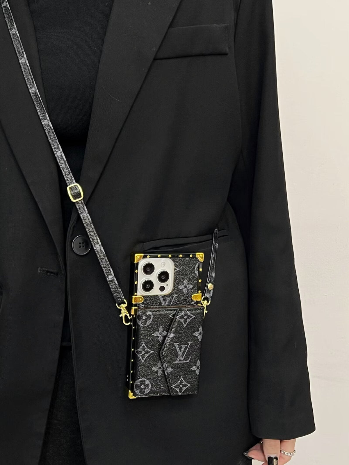 Designer Louis Vuitton IPhone Case With Wallet Card Holder