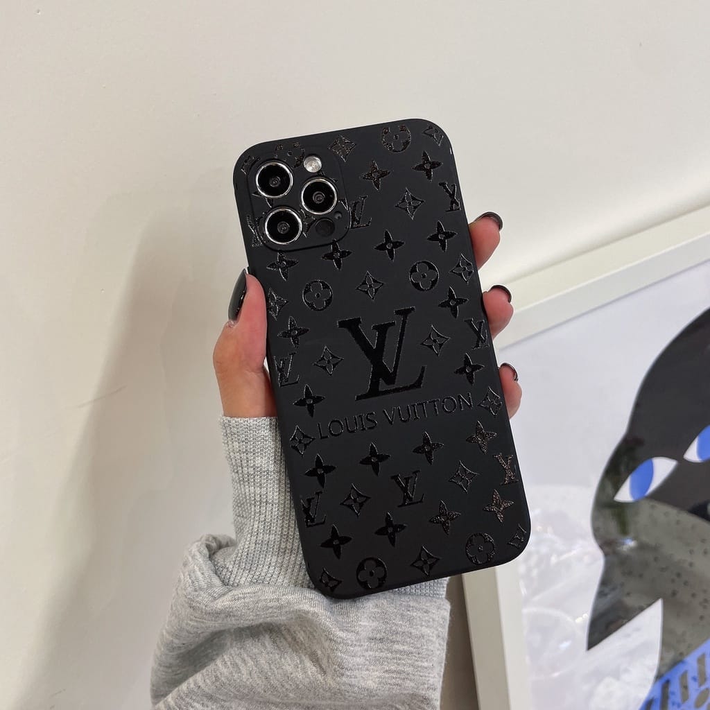 Louis Vuitton iPhone 17 Pro case – card holder designer magsafe LV monogram designer phone cover
