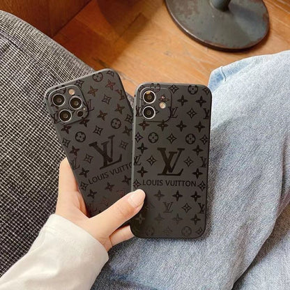 Louis Vuitton iPhone 17 Pro case – card holder designer magsafe LV monogram designer phone cover