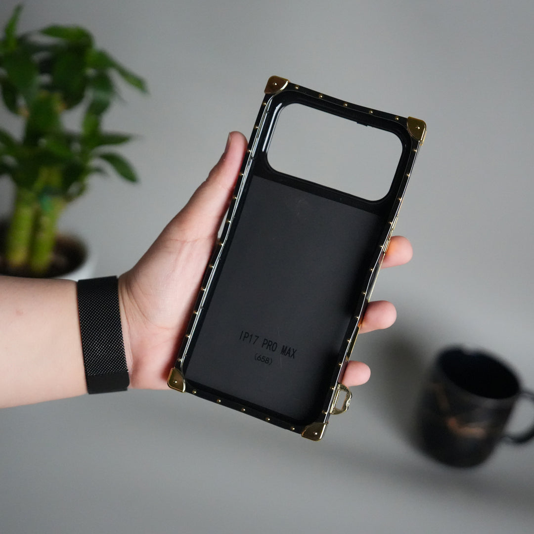Louis Vuitton iPhone 17 Pro Max case – card holder designer magsafe LV monogram designer phone cover trunk