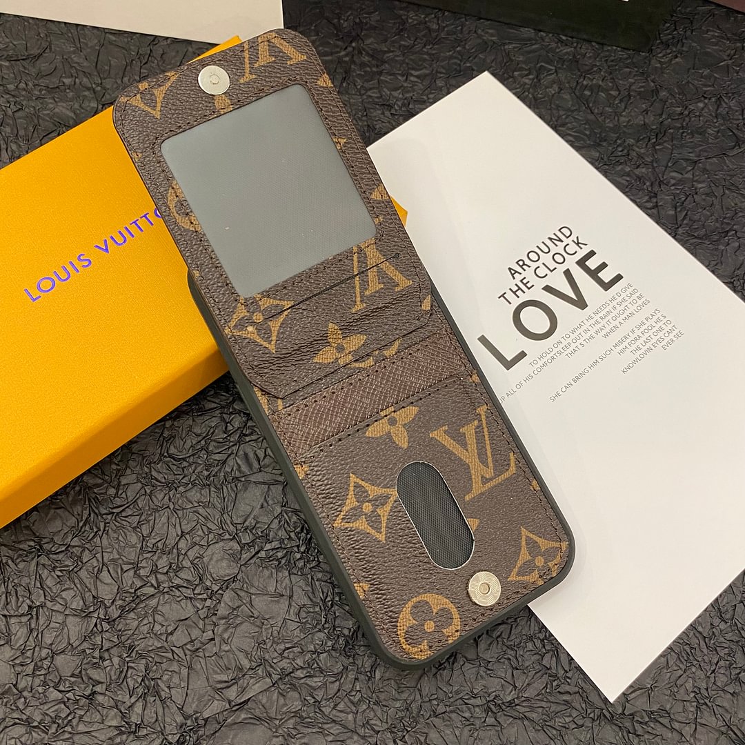 Louis Vuitton iPhone 17 Pro Max case – luxury designer magsafe LV monogram designer phone cover
