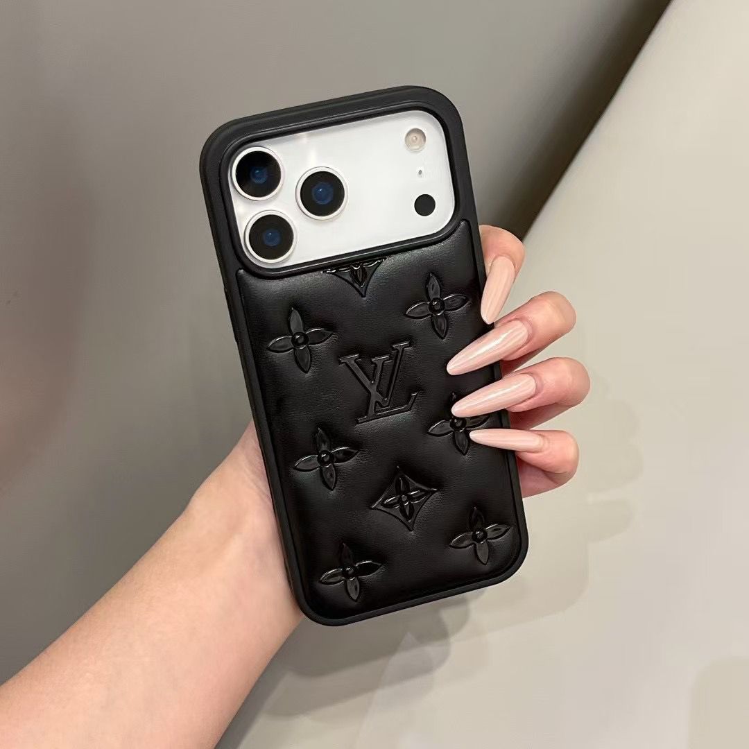 Louis Vuitton iPhone 17 Pro Max case – luxury designer magsafe LV monogram designer phone cover